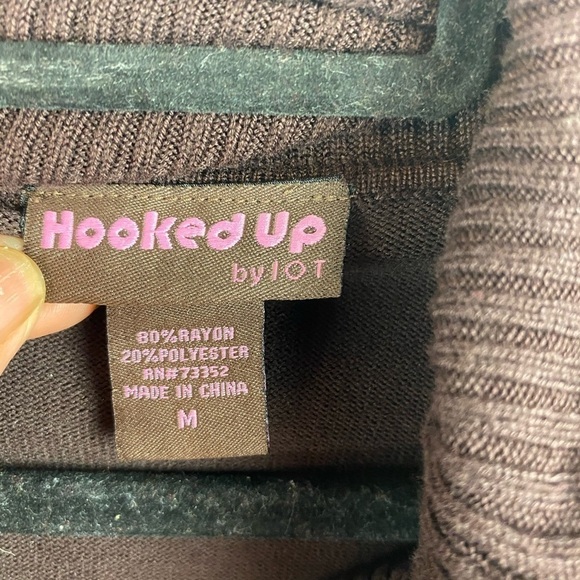 Women’s Hooked Up by IoT juniors cowl neck sweater - Picture 4 of 8